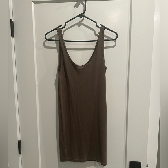 Stretchy bodycon dress. One size. Green - Picture 1 of 3